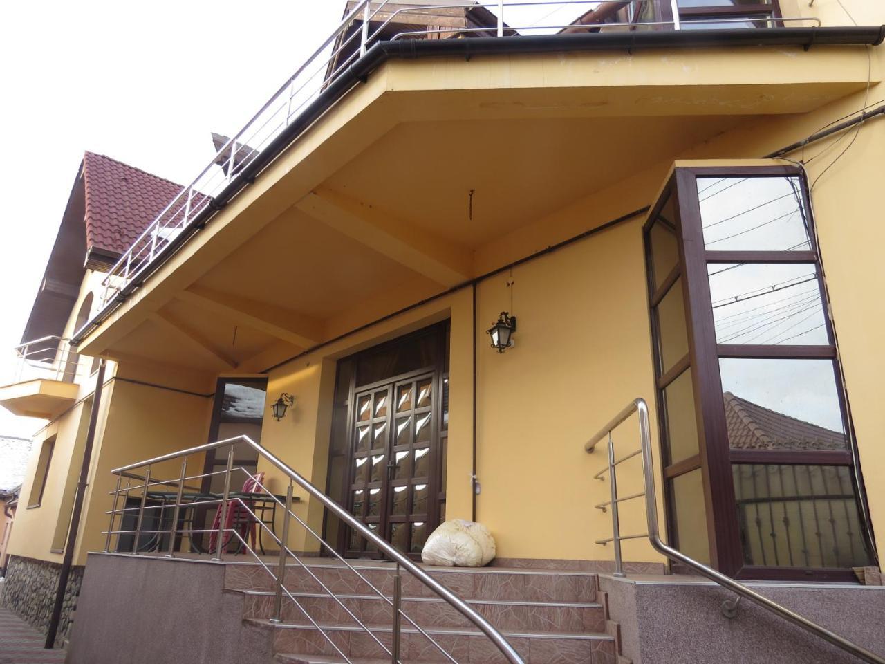 Pensiunea Baroc Sibiu Exteriör bild